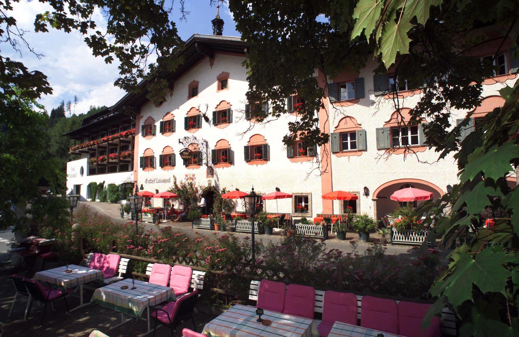 Lukashansl Hotel